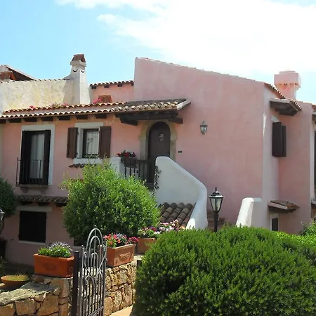 Apartment Elegante Vista Mare I Delfini Di Cala Del Faro Cala Granu