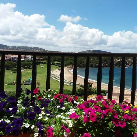 公寓 Elegante Vista Mare I Delfini Di Cala Del Faro Cala Granu *
